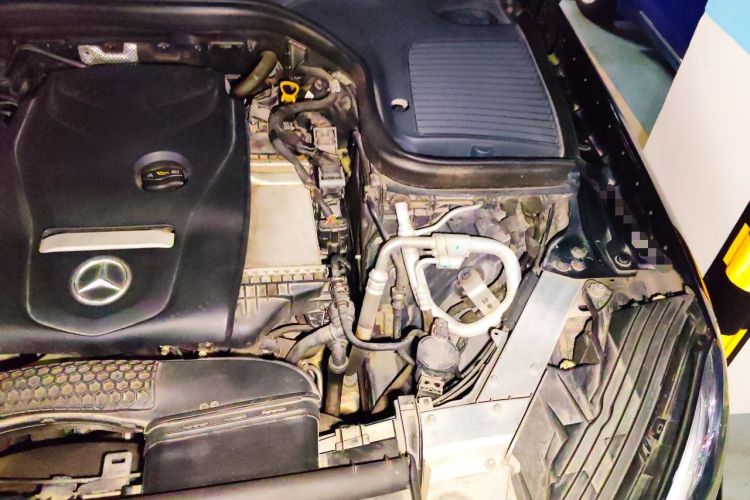 Used Mercedes-Benz GLC 2018 GLC 200 4MATIC Engine Bay Left