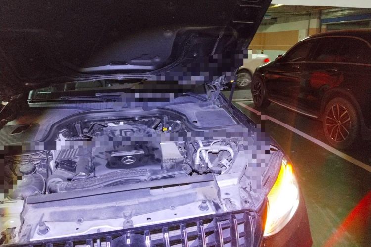 Used Mercedes-Benz GLC 2018 Facelift GLC 260 4MATIC Luxury Edition Engine Bay Left