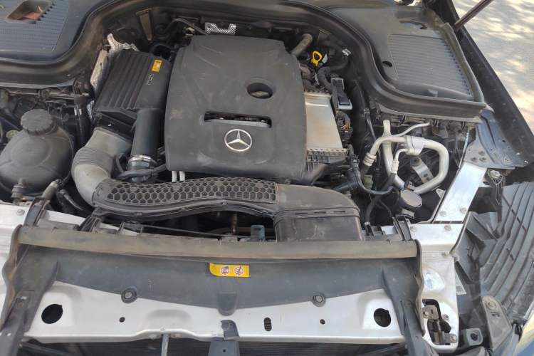 Used Mercedes-Benz GLC 2018 Facelifted GLC 260 4MATIC Dynamic Edition Engine Bay Left