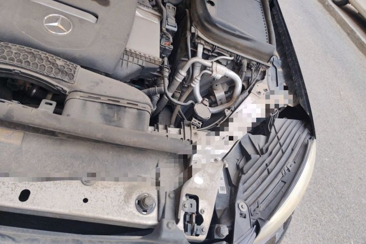 Used Mercedes-Benz GLC 2018 GLC 260 4MATIC Dynamic Edition Engine Bay Left