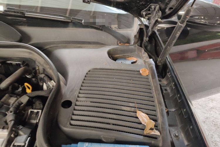 Used Mercedes-Benz GLC 2018 Facelift GLC 200 4MATIC Engine Bay Left