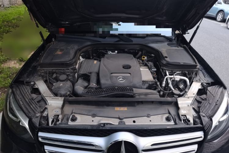 Used Mercedes-Benz GLC 2018 Facelift GLC 260 4MATIC Luxury Edition Engine Bay