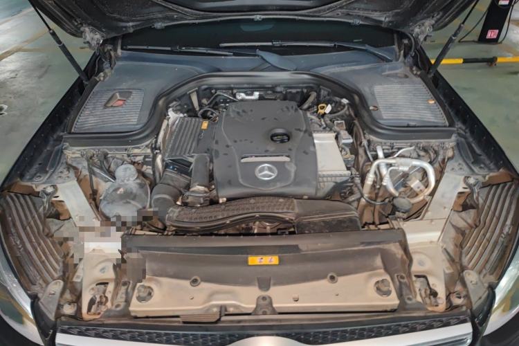 Used Mercedes-Benz GLC 2018 GLC 260 4MATIC Luxury Model Engine Bay