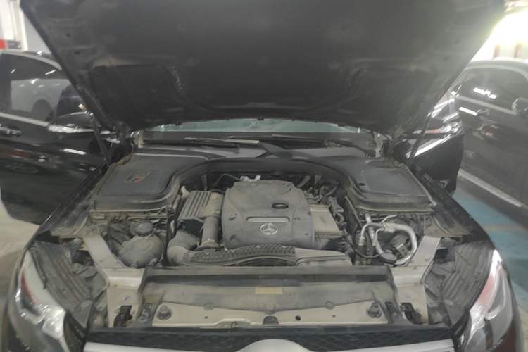 Used Mercedes-Benz GLC 2018 Facelifted GLC 260 4MATIC Dynamic Edition Engine Bay