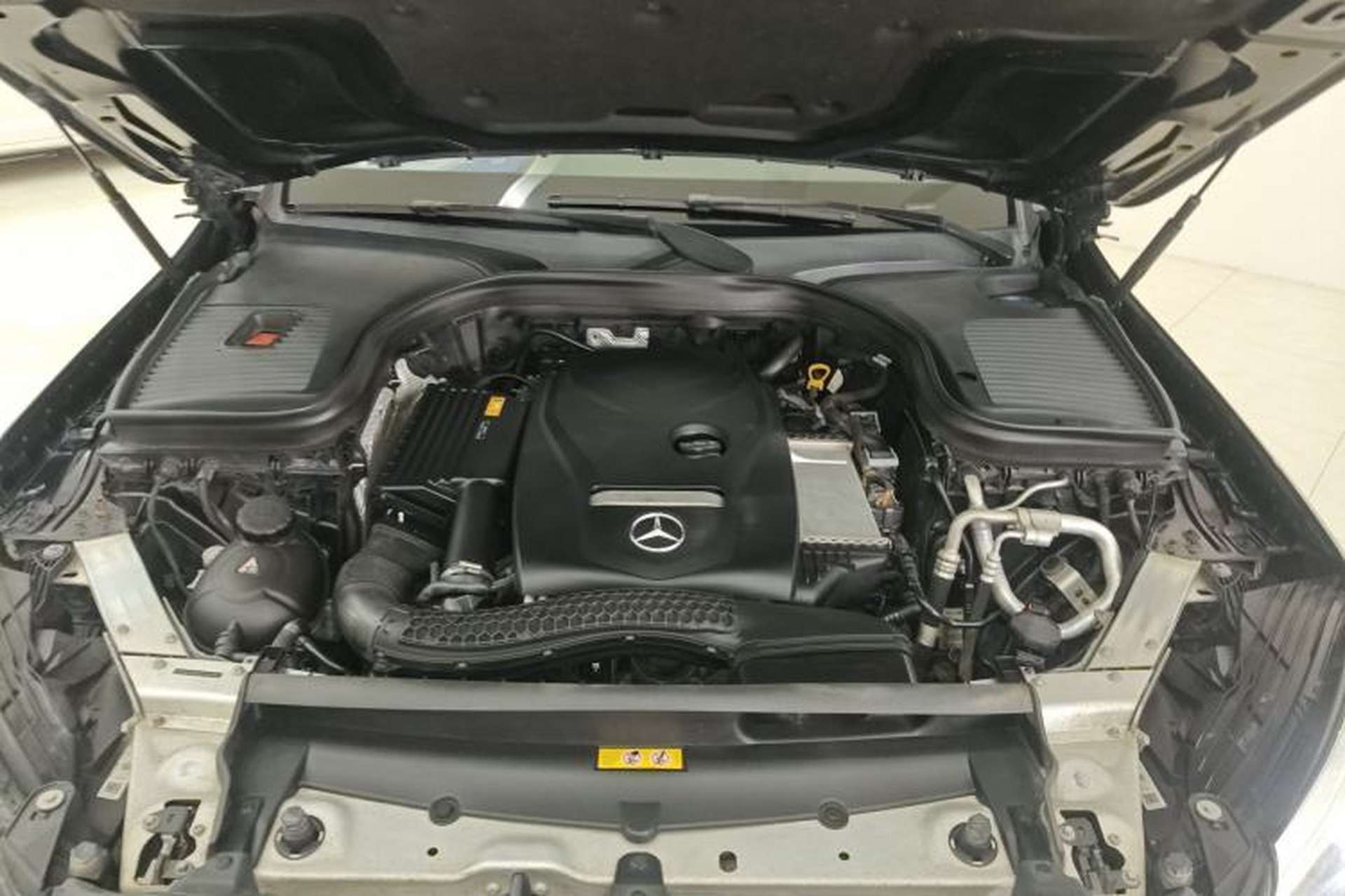 Used Mercedes-Benz GLC 2018 Facelifted GLC 260 4MATIC Dynamic Edition Engine Bay