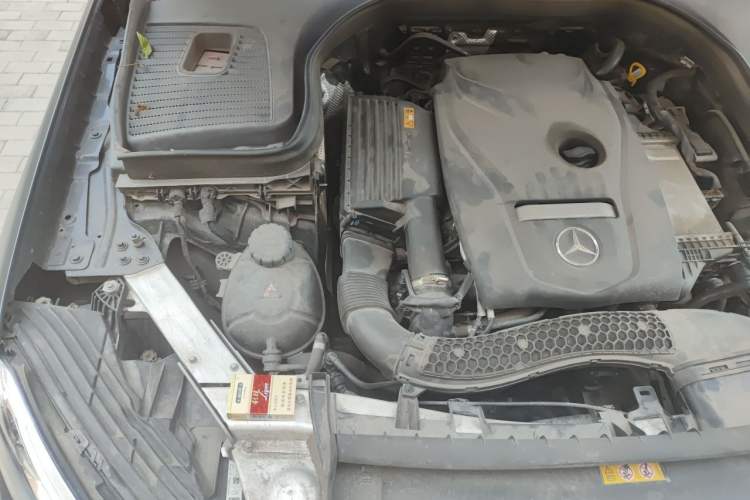 Used Mercedes-Benz GLC 2018 Refreshed GLC 300 4MATIC Dynamic Edition Engine Bay Right