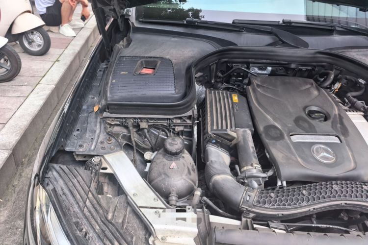 Used Mercedes-Benz GLC 2018 Facelifted GLC 260 4MATIC Dynamic Edition Engine Bay Right