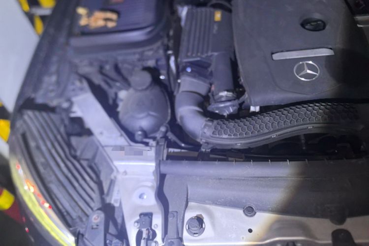 Used Mercedes-Benz GLC 2018 GLC 260 4MATIC Luxury Model Engine Bay Right