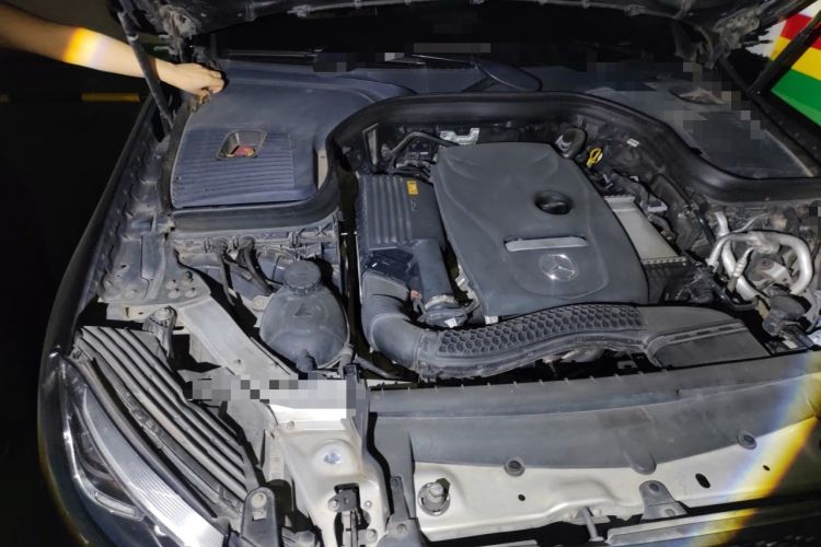 Used Mercedes-Benz GLC 2018 GLC 260 4MATIC Luxury Model Engine Bay Right