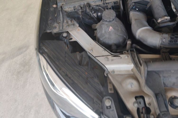 Used Mercedes-Benz GLC 2018 GLC 200 4MATIC Engine Bay Right