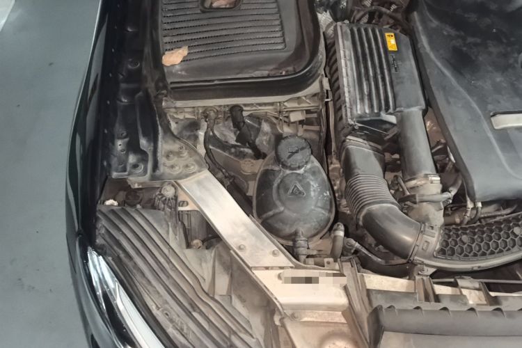 Used Mercedes-Benz GLC 2018 GLC 260 4MATIC Dynamic Edition Engine Bay Right