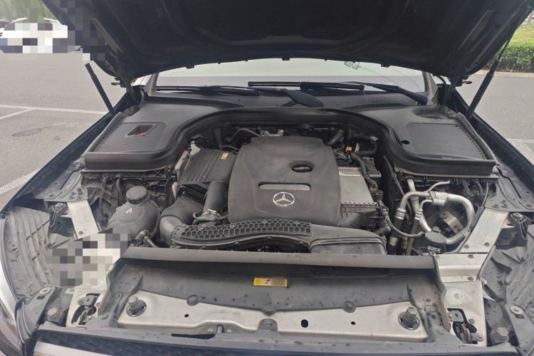 Used Mercedes-Benz GLC 2018 GLC 260 4MATIC Luxury Model Engine Bay Right