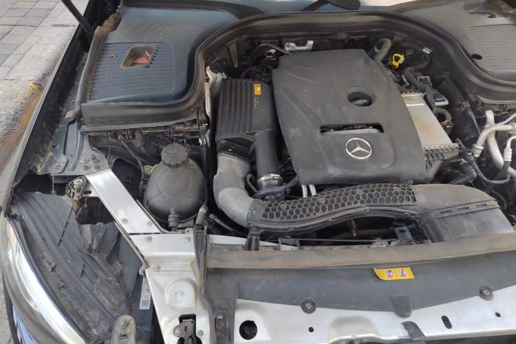 Used Mercedes-Benz GLC 2018 Facelifted GLC 260 4MATIC Dynamic Edition Engine Bay Right
