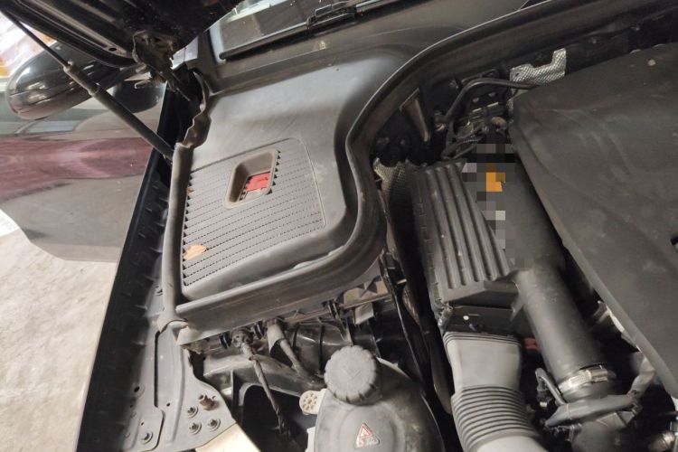 Used Mercedes-Benz GLC 2018 Facelift GLC 200 4MATIC Engine Bay Right