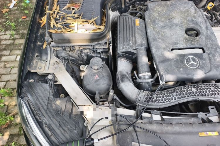 Used Mercedes-Benz GLC 2018 GLC 260 4MATIC Dynamic Edition Engine Bay Right