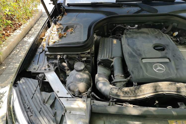 Used Mercedes-Benz GLC 2018 GLC 260 4MATIC Dynamic Edition Engine Bay Right