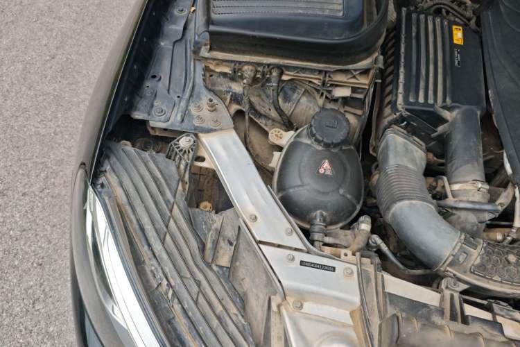 Used Mercedes-Benz GLC 2018 GLC 260 4MATIC Dynamic Edition Engine Bay Right