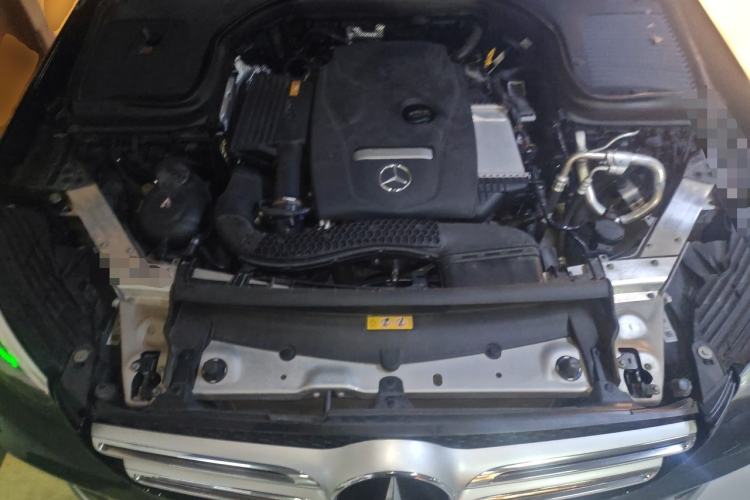 Used Mercedes-Benz GLC 2018 Facelift GLC 260 4MATIC Luxury Edition Engine Bay