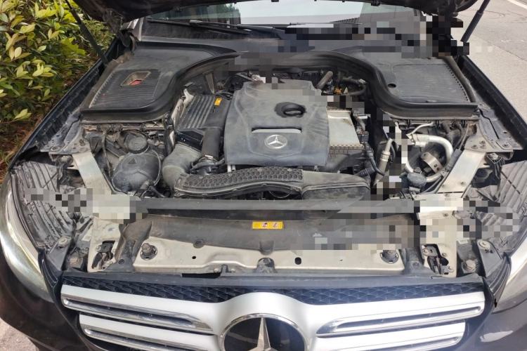 Used Mercedes-Benz GLC 2018 Facelift GLC 260 4MATIC Luxury Edition Engine Bay