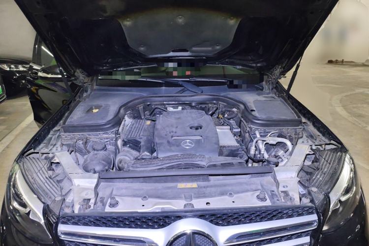 Used Mercedes-Benz GLC 2018 GLC 260 4MATIC Luxury Model Engine Bay