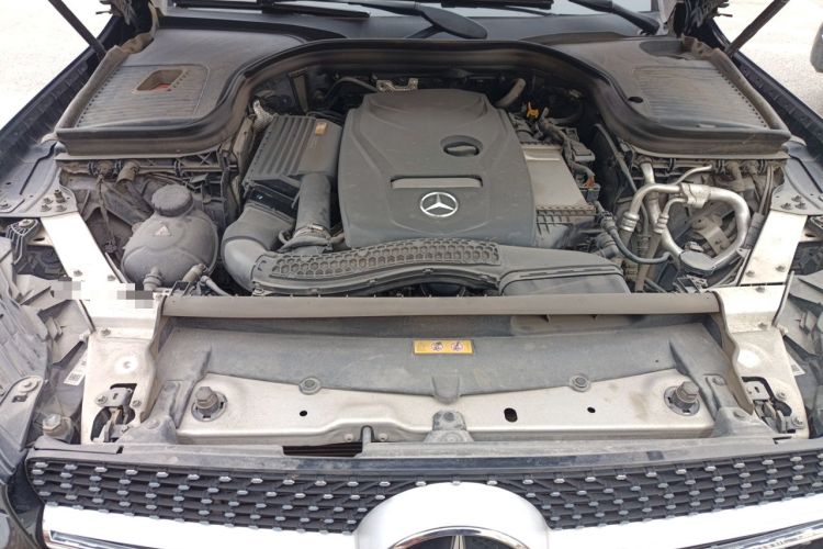 Used Mercedes-Benz GLC 2018 GLC 260 4MATIC Luxury Model Engine Bay