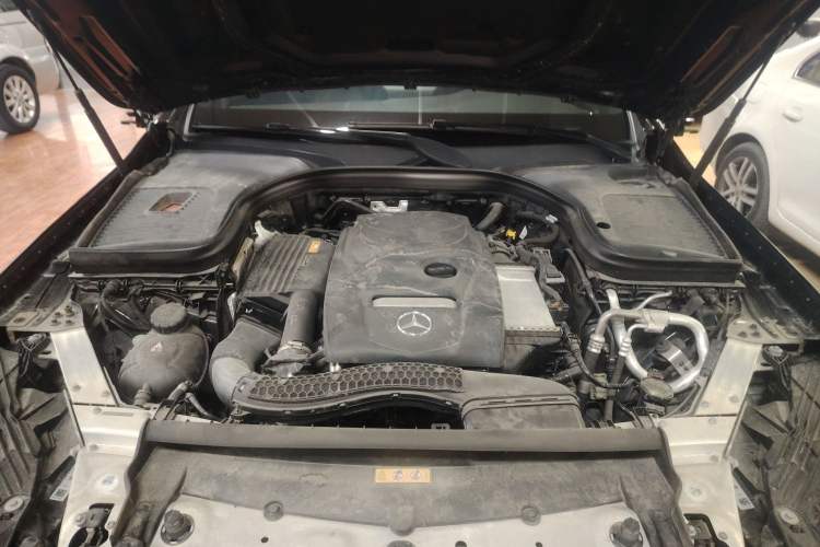 Used Mercedes-Benz GLC 2018 Facelifted GLC 260 4MATIC Dynamic Edition Engine Bay