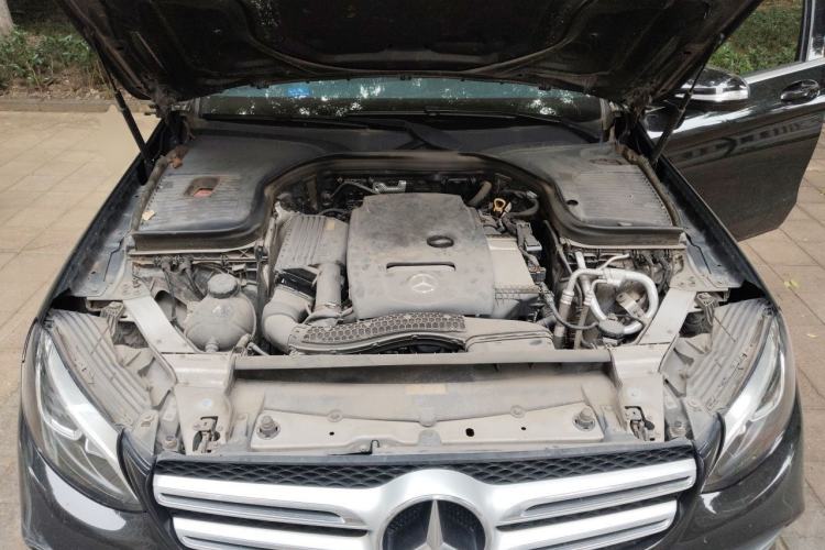 Used Mercedes-Benz GLC 2018 Facelift GLC 260 4MATIC Luxury Edition Engine Bay