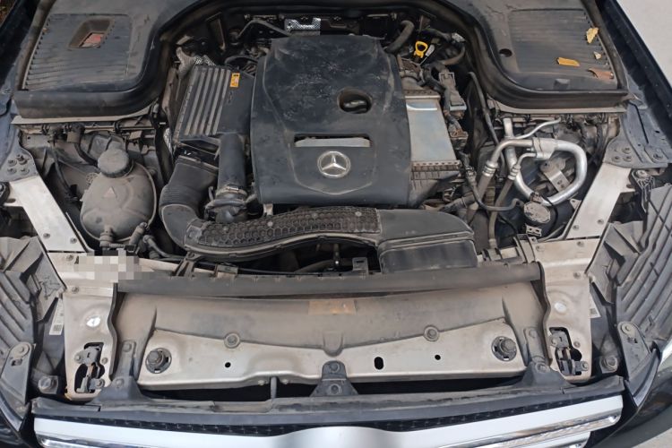 Used Mercedes-Benz GLC 2018 GLC 260 4MATIC Luxury Model Engine Bay