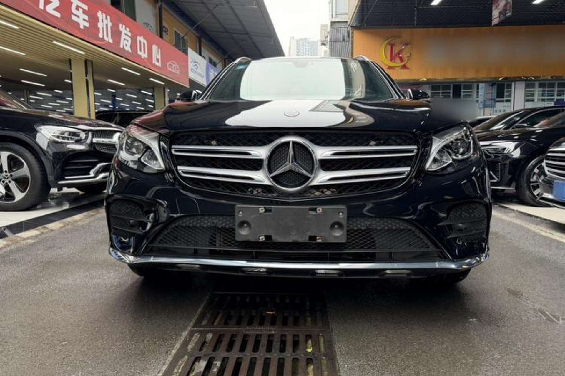 Used Mercedes-Benz GLC 2018 GLC 260 4MATIC Dynamic Edition Exterior 1