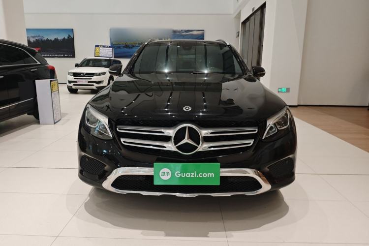 Used Mercedes-Benz GLC 2018 Facelift GLC 200 4MATIC Exterior 1