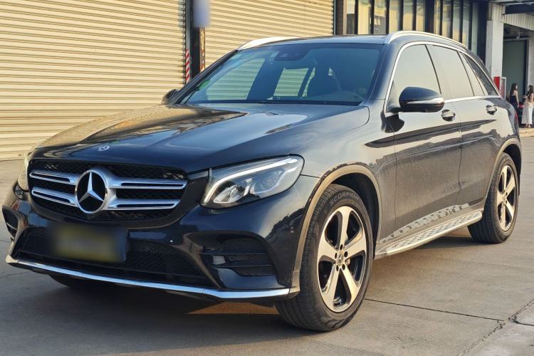 Used Mercedes-Benz GLC 2018 Facelift GLC 260 4MATIC Luxury Edition Exterior 1