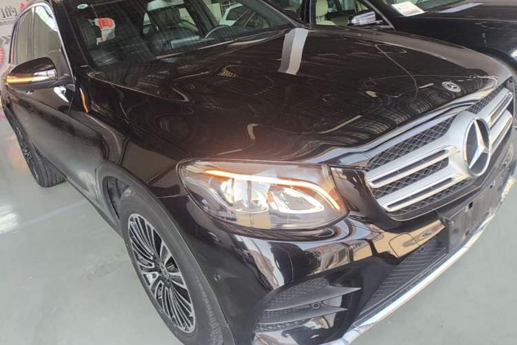 Used Mercedes-Benz GLC 2018 GLC 260 4MATIC Dynamic Edition Exterior 1