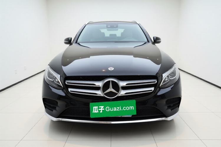 Used Mercedes-Benz GLC 2018 Facelift GLC 260 4MATIC Luxury Edition Exterior 1