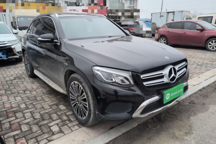 Used Mercedes-Benz GLC 2018 Facelift GLC 200 4MATIC Exterior 1