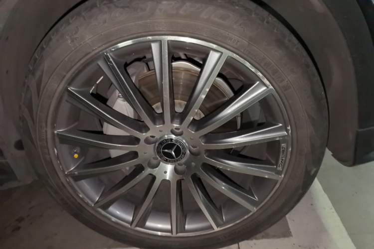 Used Mercedes-Benz GLC 2018 GLC 260 4MATIC Luxury Model Exterior 1