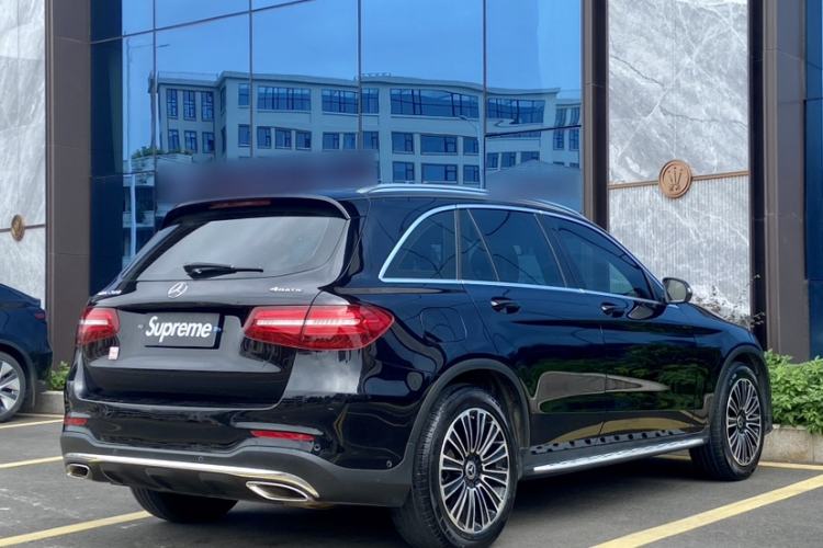 Used Mercedes-Benz GLC 2018 GLC 260 4MATIC Dynamic Edition Exterior 2