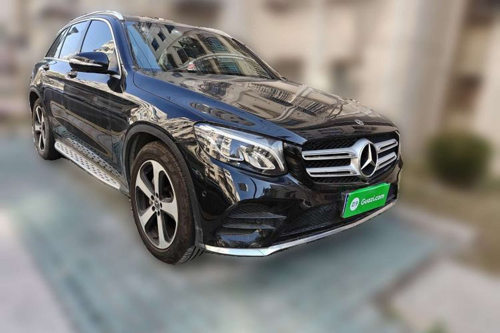 Used Mercedes-Benz GLC 2018 GLC 260 4MATIC Luxury Model Exterior 2