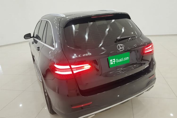 Used Mercedes-Benz GLC 2018 Facelifted GLC 260 4MATIC Dynamic Edition Exterior 2