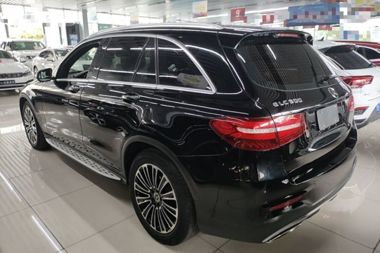 Used Mercedes-Benz GLC 2018 GLC 260 4MATIC Dynamic Edition Exterior 2