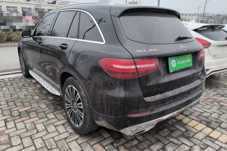 Used Mercedes-Benz GLC 2018 Facelift GLC 200 4MATIC Exterior 2