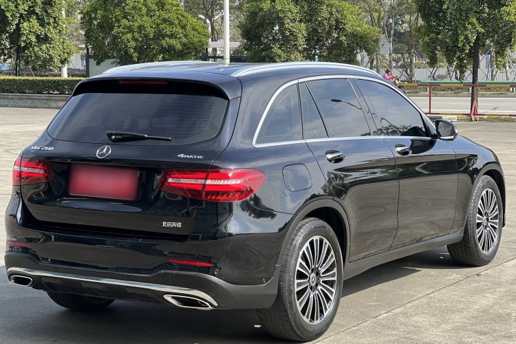Used Mercedes-Benz GLC 2018 GLC 260 4MATIC Dynamic Edition Exterior 3