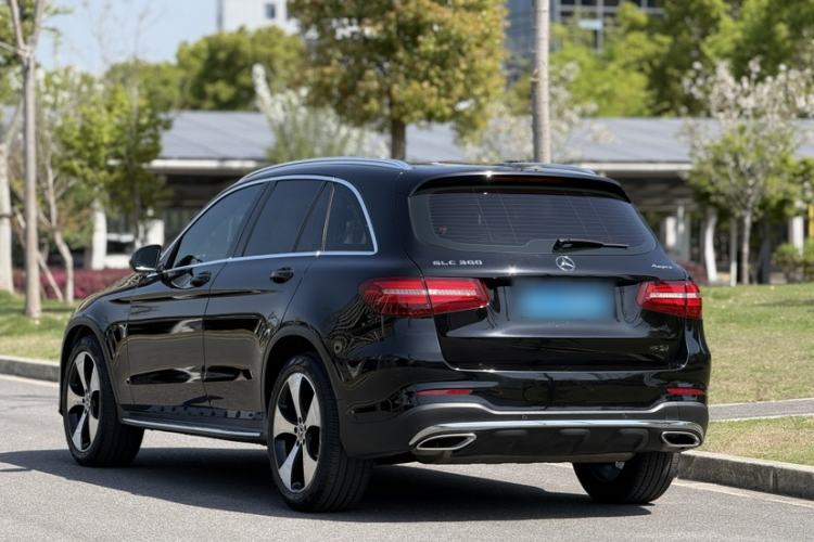 Used Mercedes-Benz GLC 2018 GLC 300 4MATIC Sport Edition Exterior 3