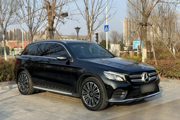 Used Mercedes-Benz GLC 2018 Facelifted GLC 260 4MATIC Dynamic Edition Exterior 3