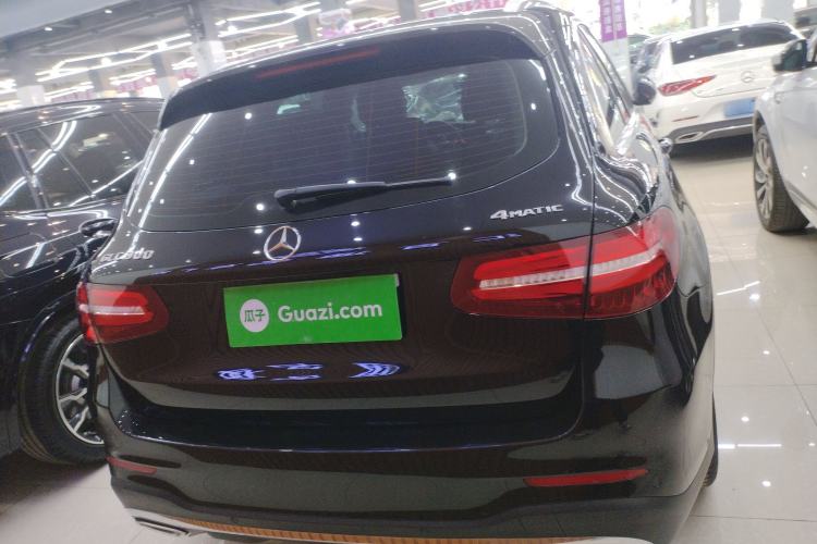 Used Mercedes-Benz GLC 2018 GLC 300 4MATIC Sport Edition Exterior 4