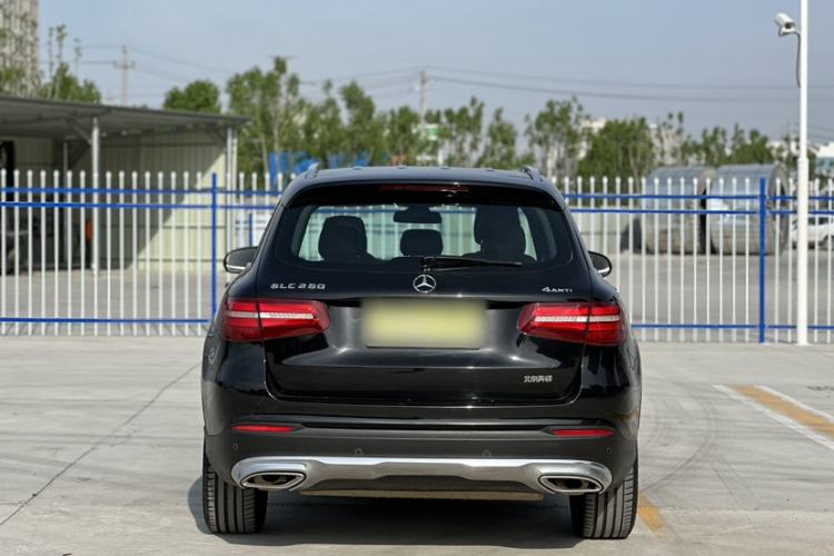 Used Mercedes-Benz GLC 2018 Facelift GLC 200 4MATIC Exterior 6