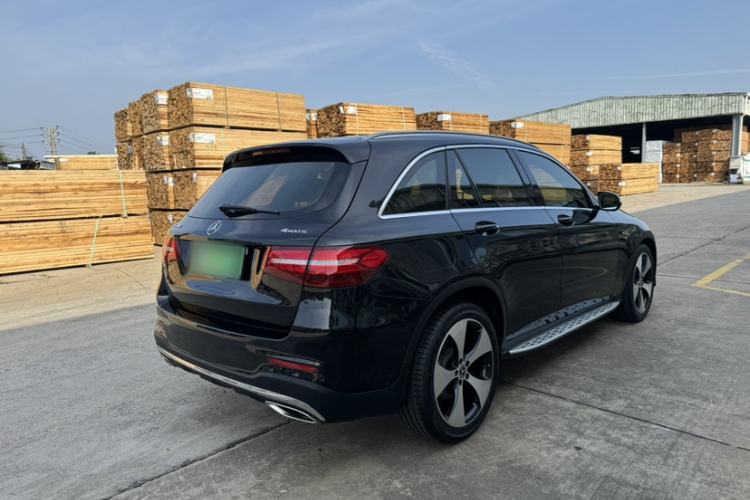 Used Mercedes-Benz GLC 2018 Refreshed GLC 300 4MATIC Dynamic Edition Exterior 6