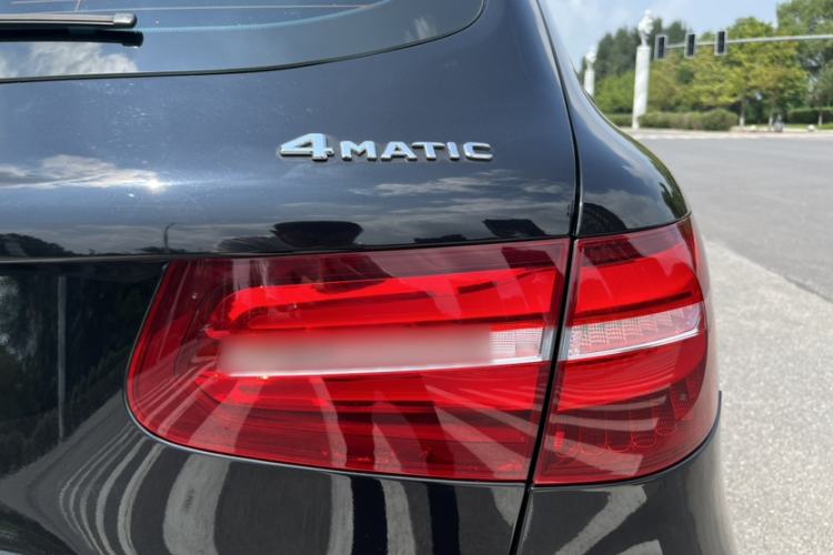 Used Mercedes-Benz GLC 2018 Facelifted GLC 260 4MATIC Dynamic Edition Exterior 6