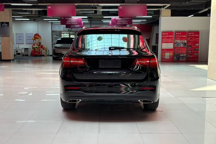 Used Mercedes-Benz GLC 2018 Facelift GLC 260 4MATIC Luxury Edition Exterior 8