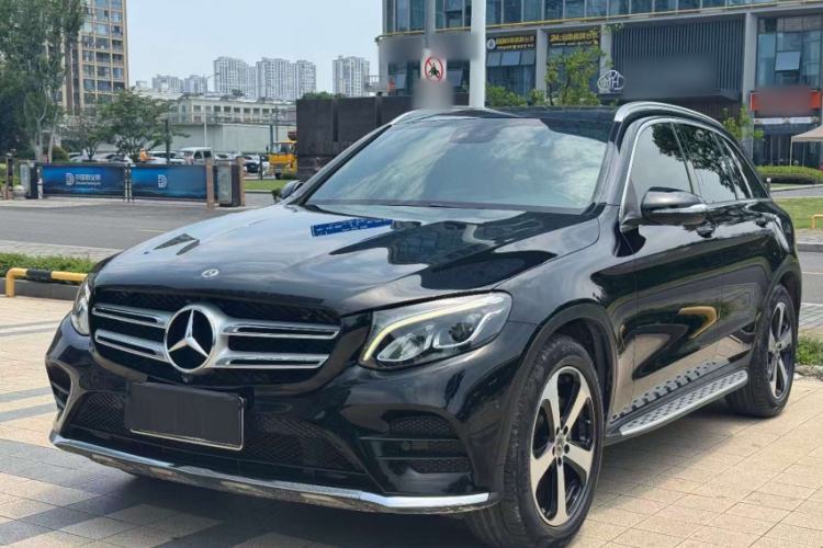 Used Mercedes-Benz GLC 2018 Facelift GLC 260 4MATIC Luxury Edition Exterior 8