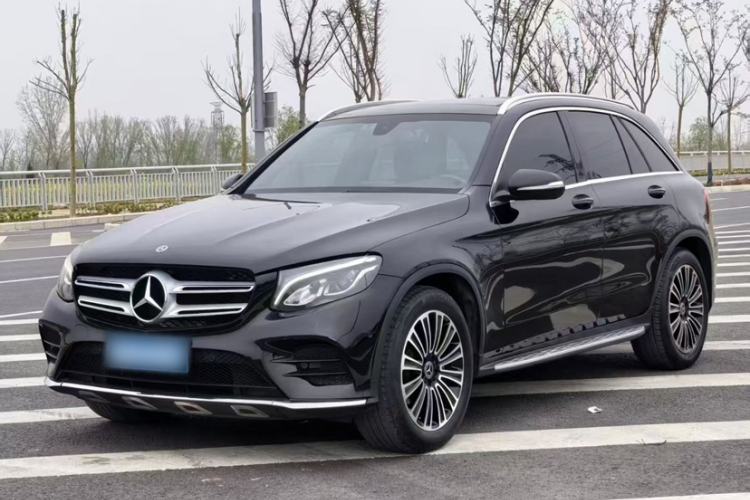 Used Mercedes-Benz GLC 2018 Facelifted GLC 260 4MATIC Dynamic Edition Exterior 9